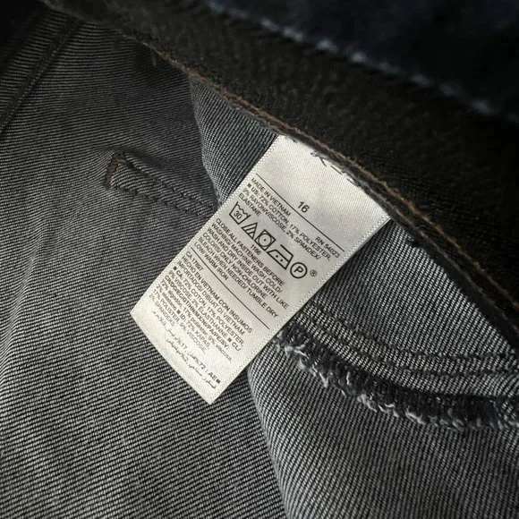 Old Navy Rockstar Jeggings - Picture 2 of 4